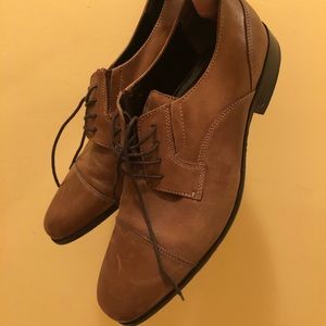 Bostonian Collier Oxfords in Tan Nubuck 26028166